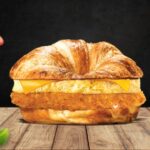 Burger Chick'N Crisp® Croissan'wich® w Egg